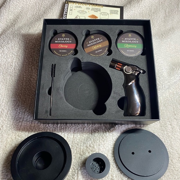 Avente Mixology Premium Smoker Cocktail Kit - Picture 9 of 11